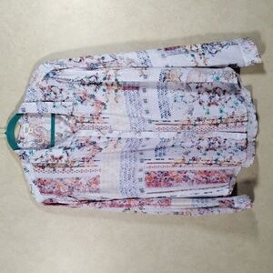 E182 Dylan white w/blue, yellow, & pink mixed print L/S button blouse XL